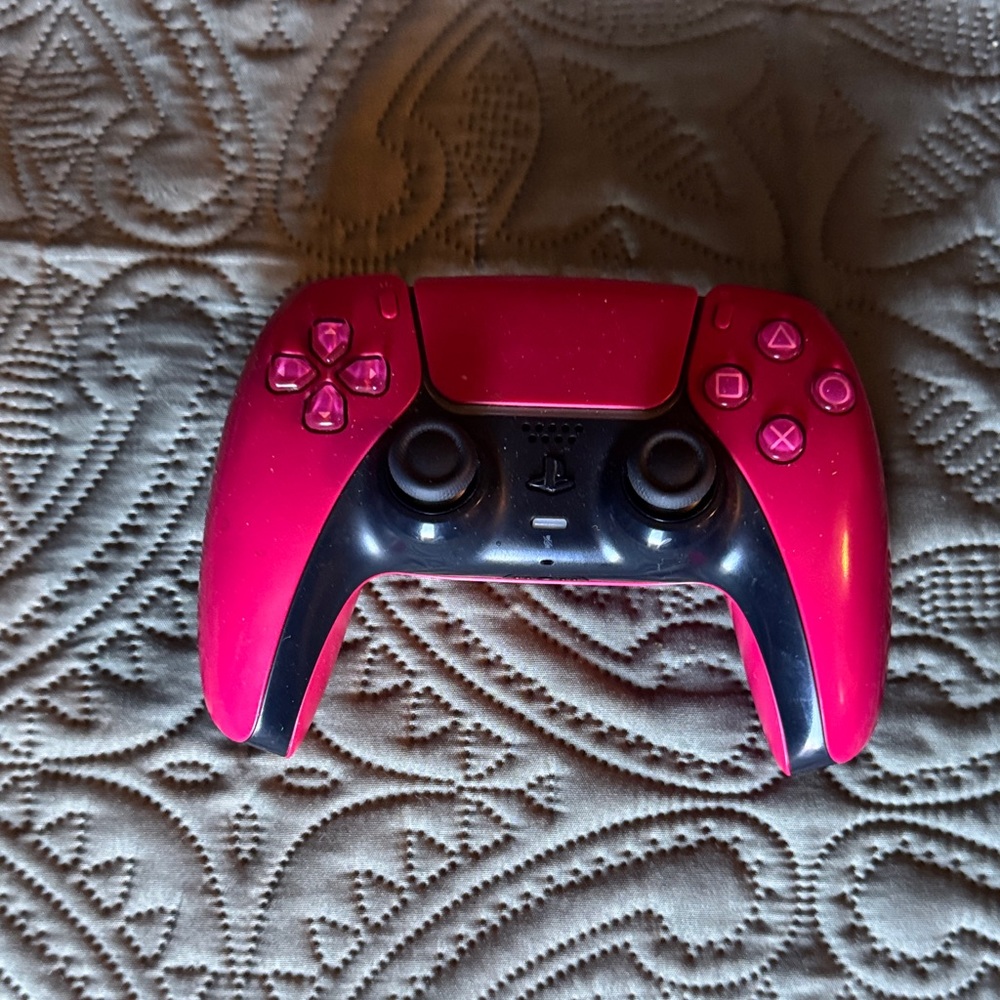 Wireless red Gaming Controller